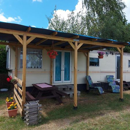 Domek U Ewy Kluki  Buitenkant foto
